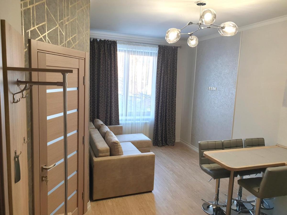 Apartment Sweethome 1 Free Parking ウージュホロド エクステリア 写真
